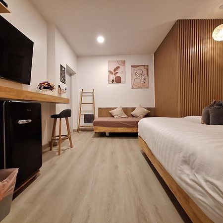 Koh Larn White House Hotel Екстериор снимка